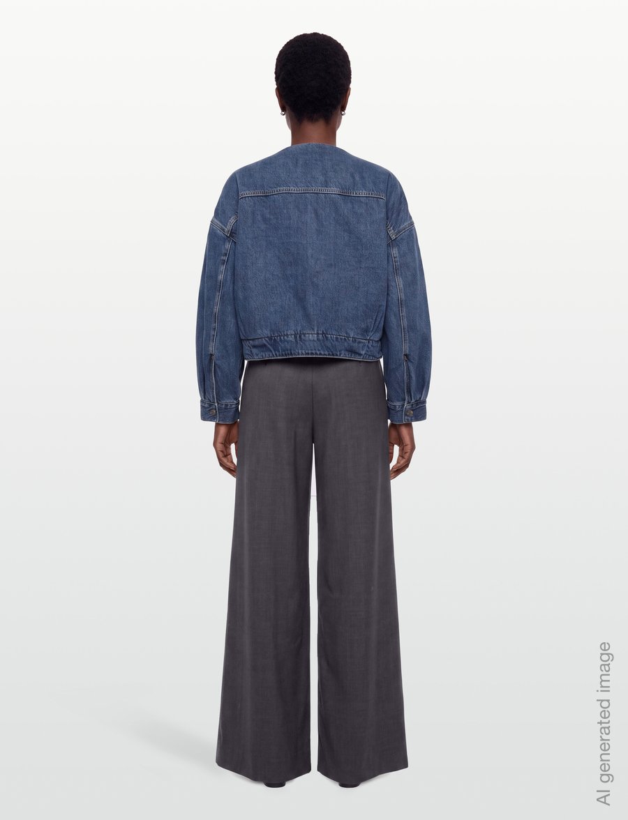 Levi's® - COLLARLESS CROP SHERPA TRUCKER - spring jackets - med indigo - worn in - 4
