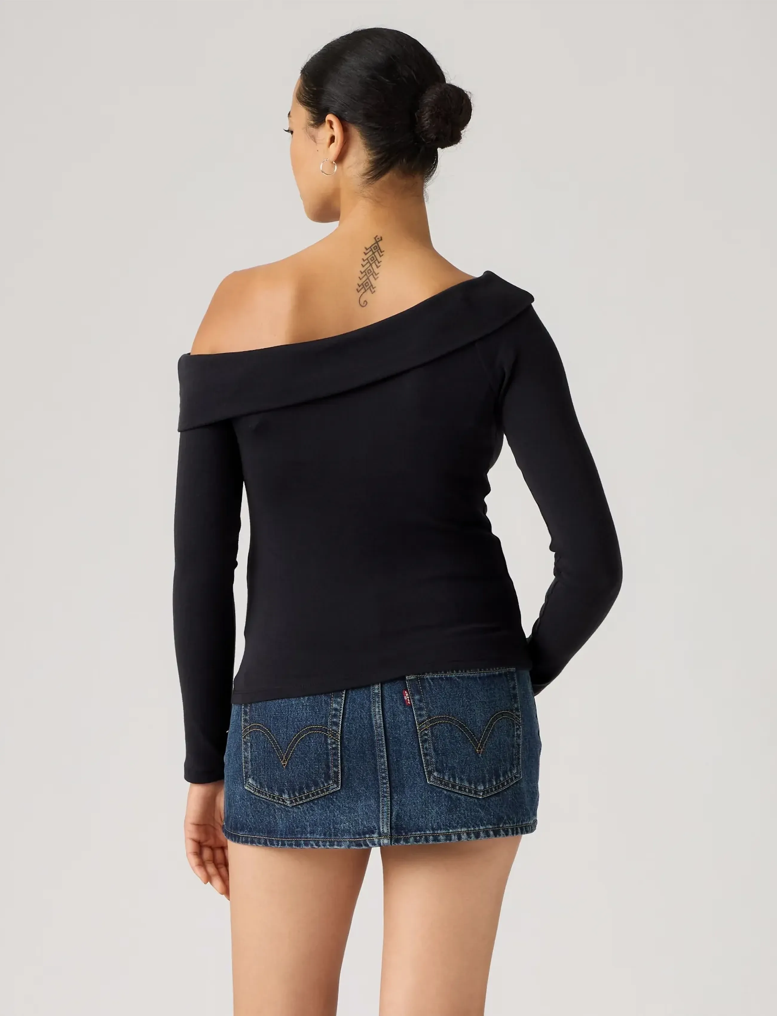 Levi's® - CLARA RIB OFF SHOULDER LS ANTH - striktrøjer - blacks - 4