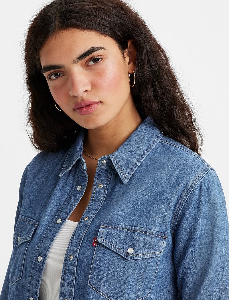 Levi's® - ICONIC WESTERN GOING STEADY 5 - jeanshemden - med indigo - flat finish - 5