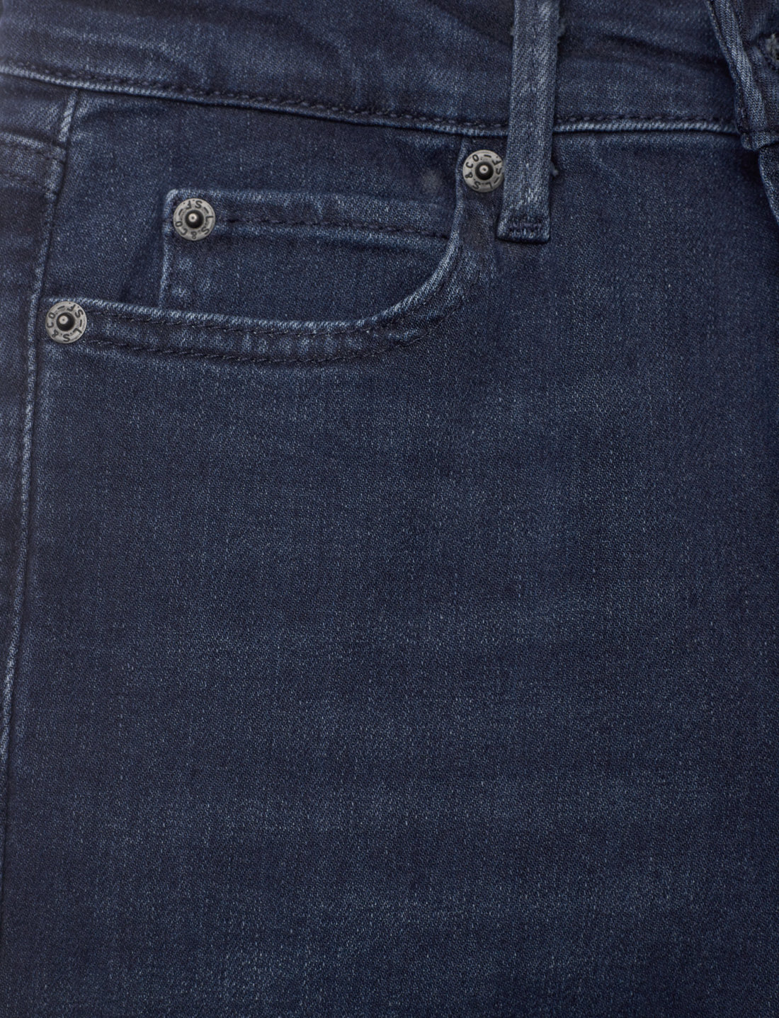 Levi's 711 in love indigo on sale