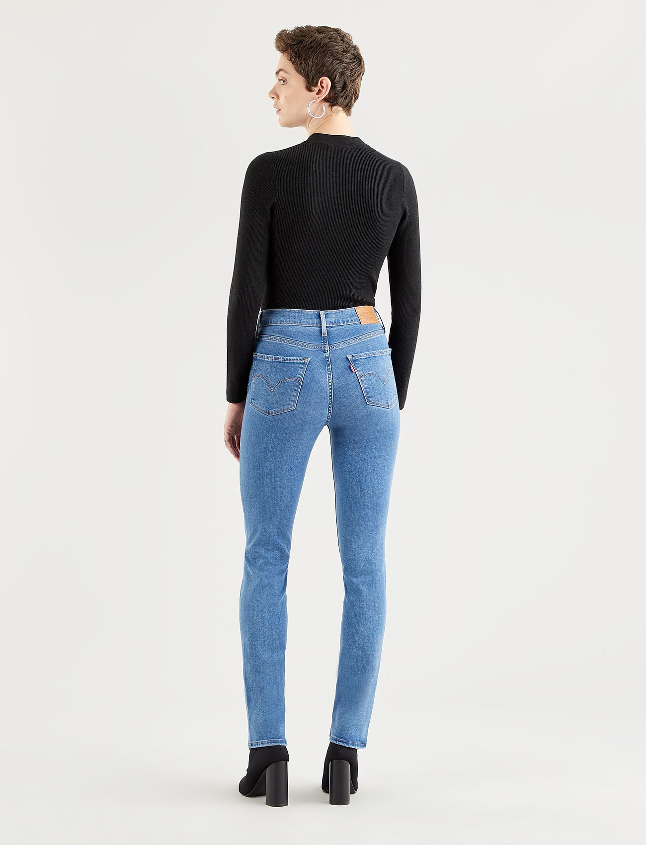 LEVI´S Women - 724 HIGH RISE STRAIGHT RIO FRO - light indigo - worn in - 3