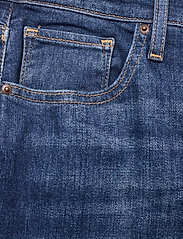 LEVI´S Women - 724 HIGH RISE STRAIGHT NONSTOP - sirge säärega teksad - med indigo - worn in - 2