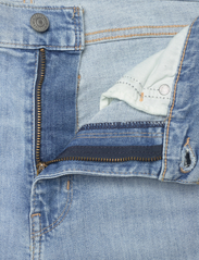 LEVI´S Women - 724 HIGH RISE STRAIGHT MIND MY - džinsa bikses ar platām starām - light indigo - worn in - 3