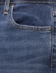 LEVI´S Women - 724 HIGH RISE STRAIGHT Z0746 D - džinsa bikses ar tievām starām - dark indigo - worn in - 7