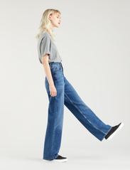 LEVI´S Women - HIGH LOOSE SHOW OFF - spodnie szerokie - dark indigo - worn in - 5