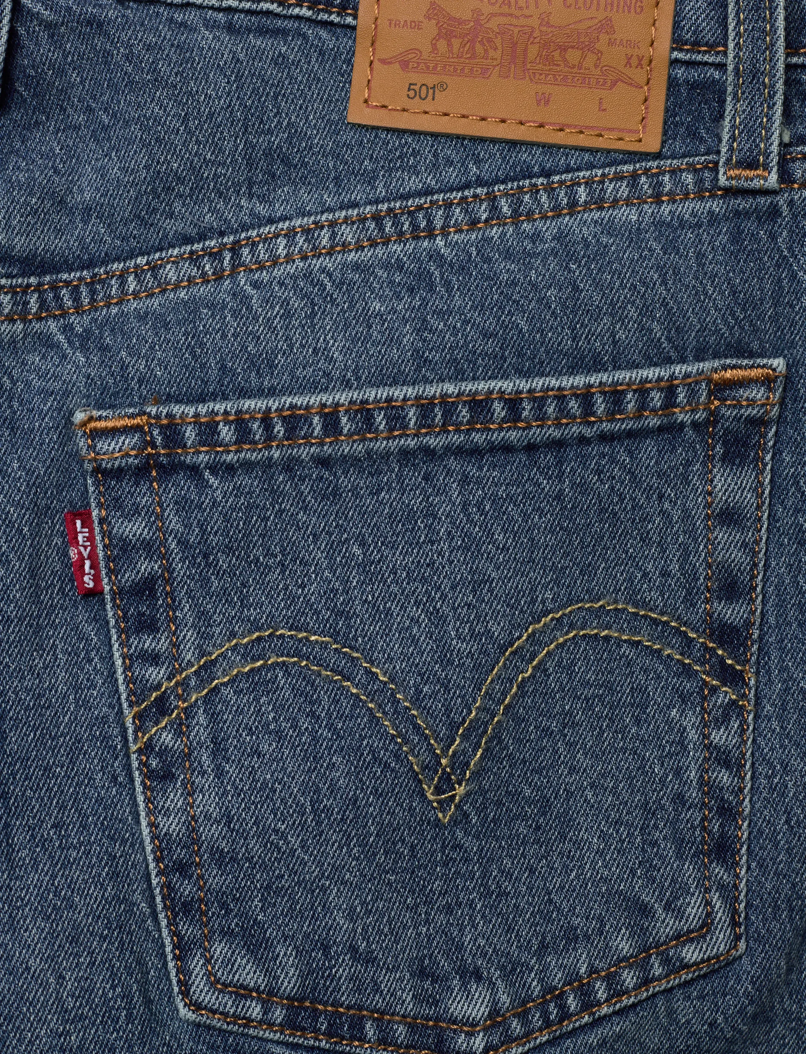 Levi's® - 501 CROP SCANNED ANSWERS - tiesaus kirpimo džinsai - med indigo - worn in - 5