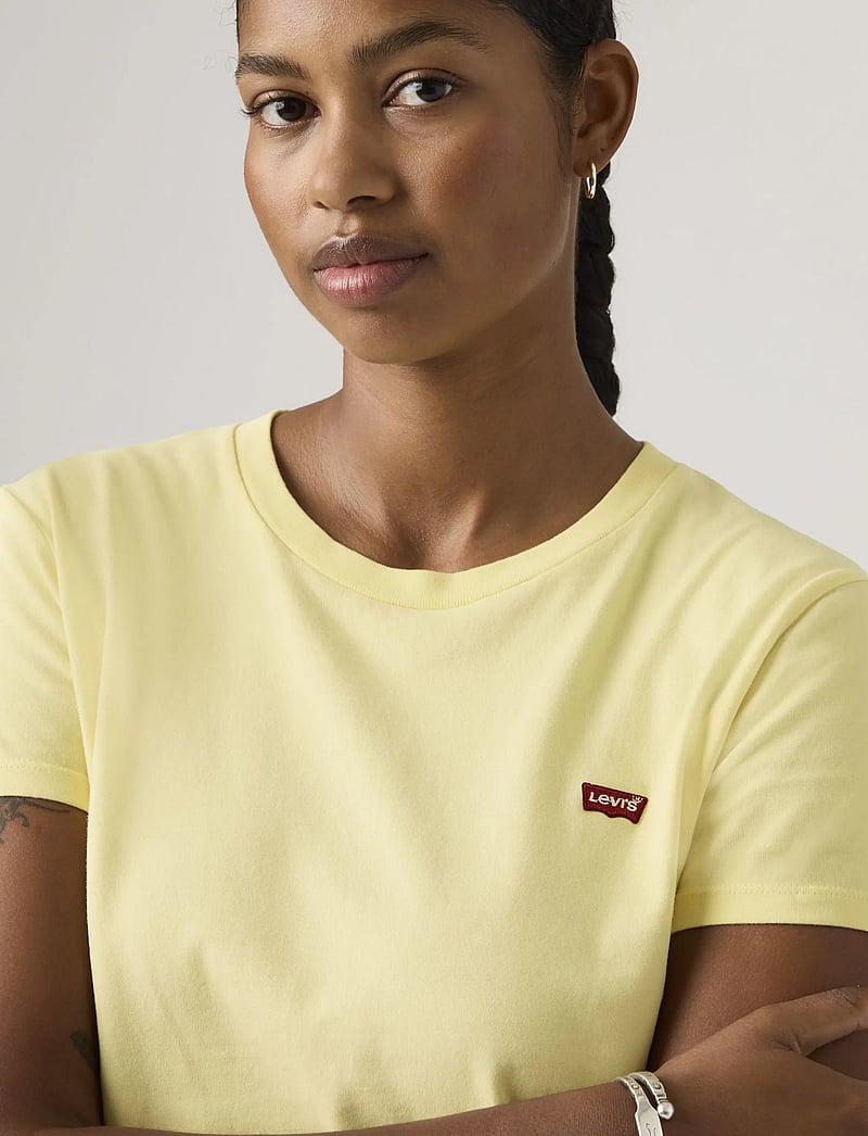 Levi's® - PERFECT TEE FRENCH VANILLA COT - t-särgid - yellows - 4