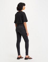 LEVI´S Women - 720 HIRISE SUPER SKINNY BLACK - liibuvad teksad - blacks - 8