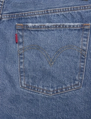 LEVI´S Women - 501 ORIGINAL SHORT OXNARD ATHE - jeansshorts - med indigo - worn in - 9