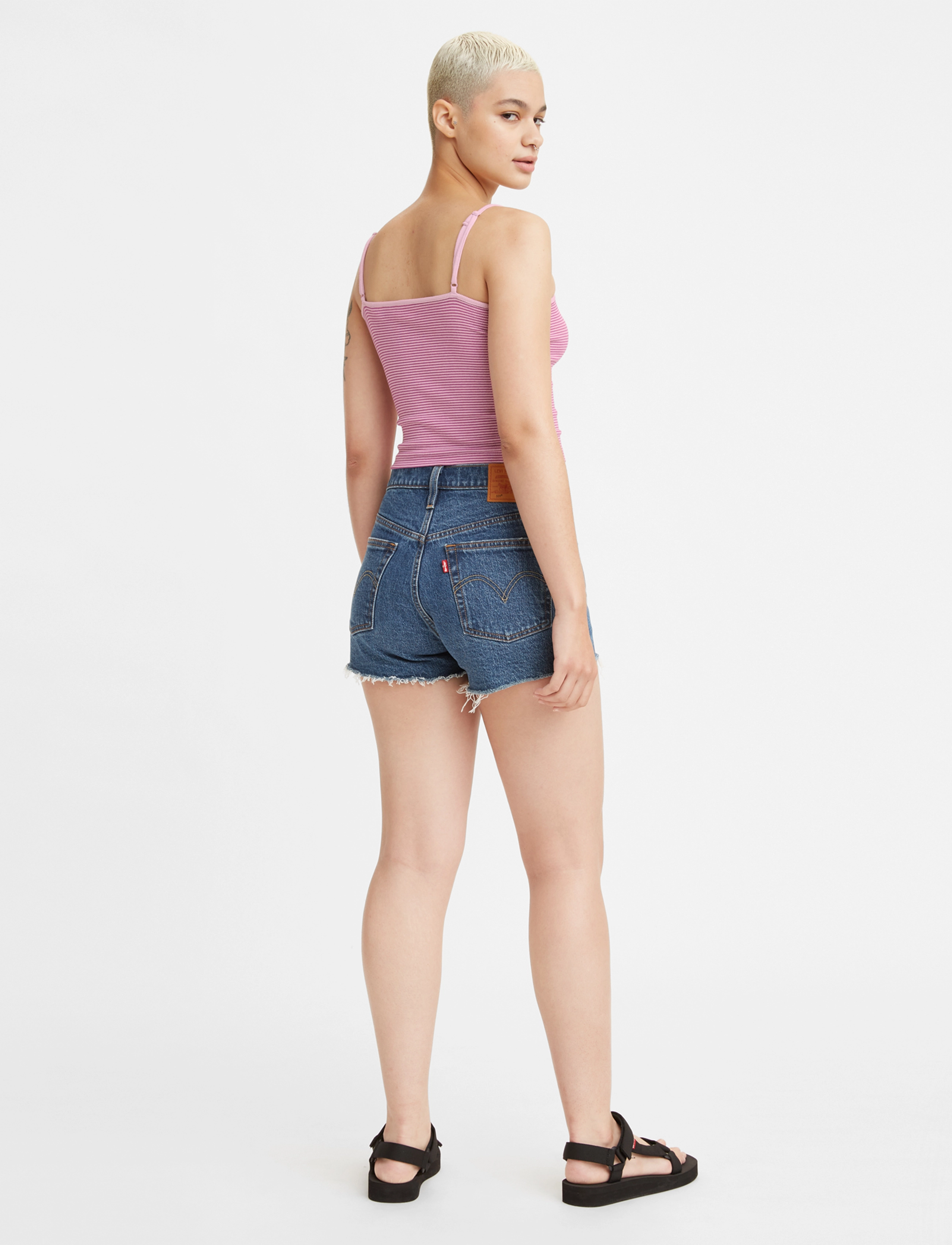 LEVI´S Women - 501 ORIGINAL SHORT SALSA HALFW - med indigo - flat finish - 4