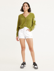 LEVI´S Women - 501 ORIGINAL SHORT EVERYTHINGS - denim shorts - neutrals - 4