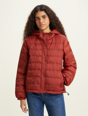 LEVI´S Women - EDIE PACKABLE JACKET FIRED BRI - talvejoped - reds - 2