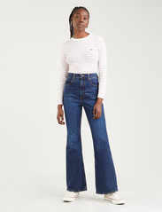 LEVI´S Women - 70S HIGH FLARE SONOMA TRAIN - flared jeans - med indigo - worn in - 2