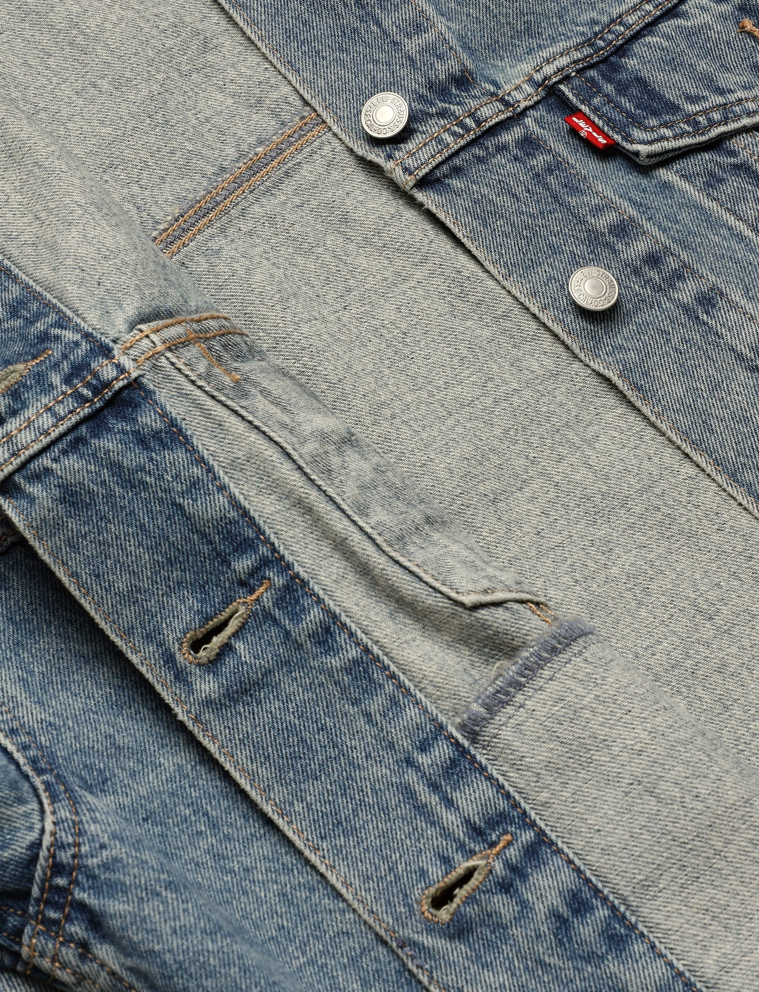 Levi's® - 90S TRUCKER CRAFT OF LOVE TRUC - med indigo - worn in - 4