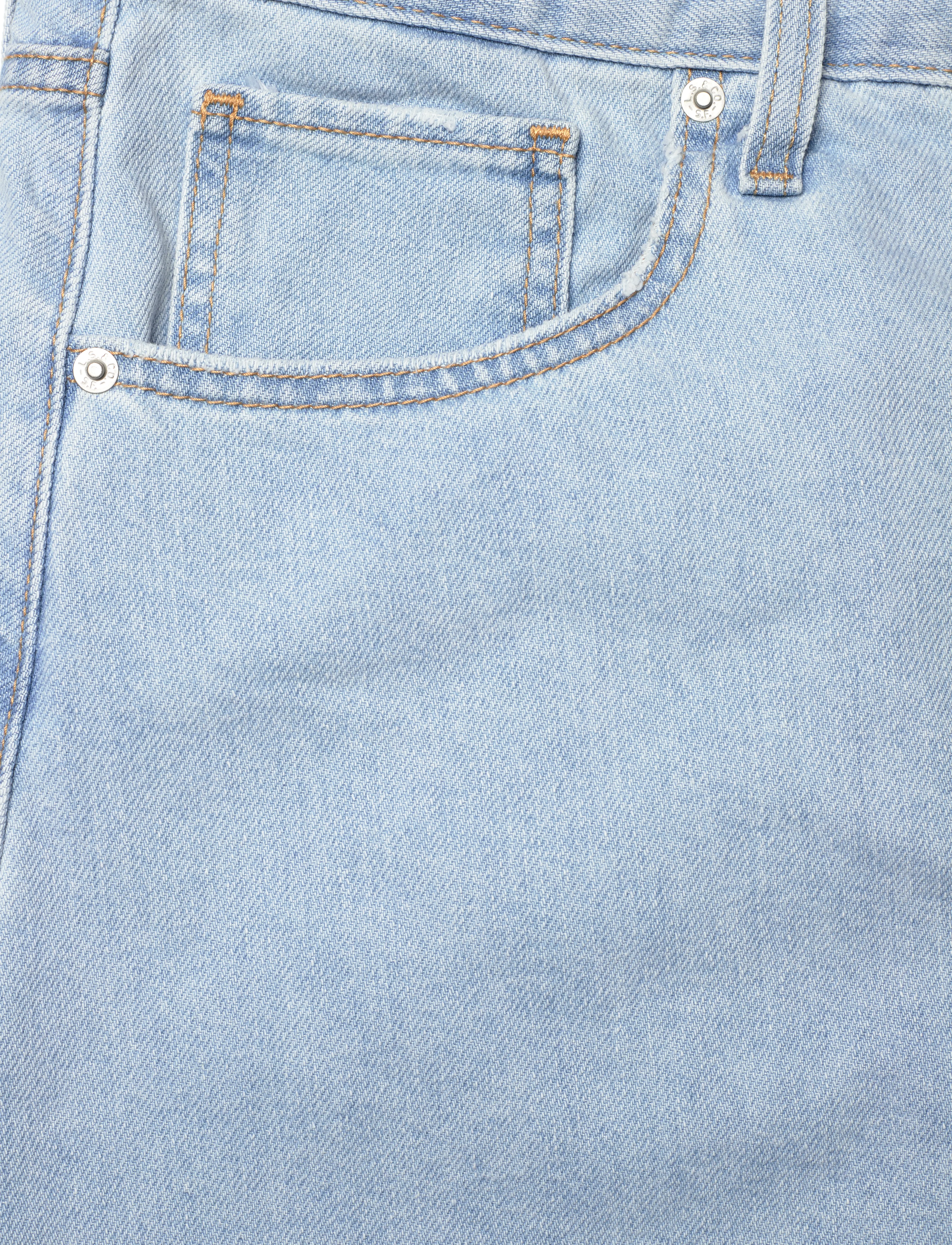 Levi's® - HIGH WAISTED MOM SHORT COOL ME - farkkushortsit - light indigo - worn in - 4