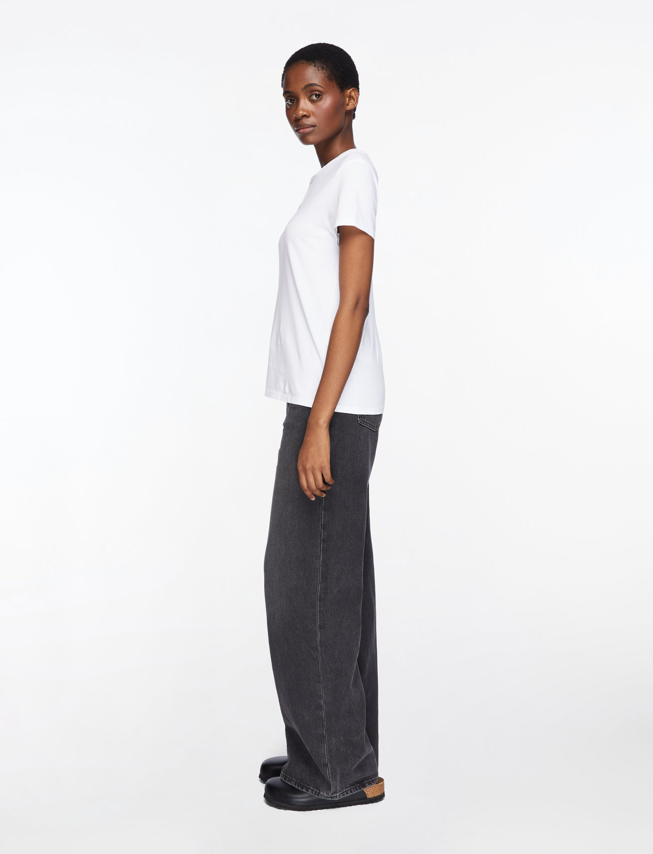 Levi's® - LSE THE PERFECT TEE LSE_BATWIN - t-shirts - whites - 3