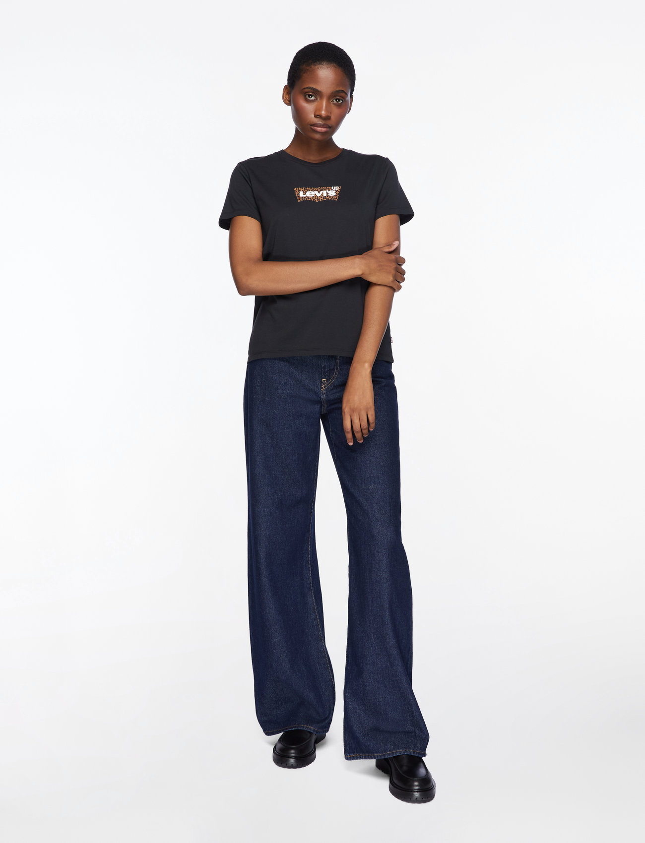 Levi's® - LSE THE PERFECT TEE LSE_BATWIN - t-shirts - blacks - 2