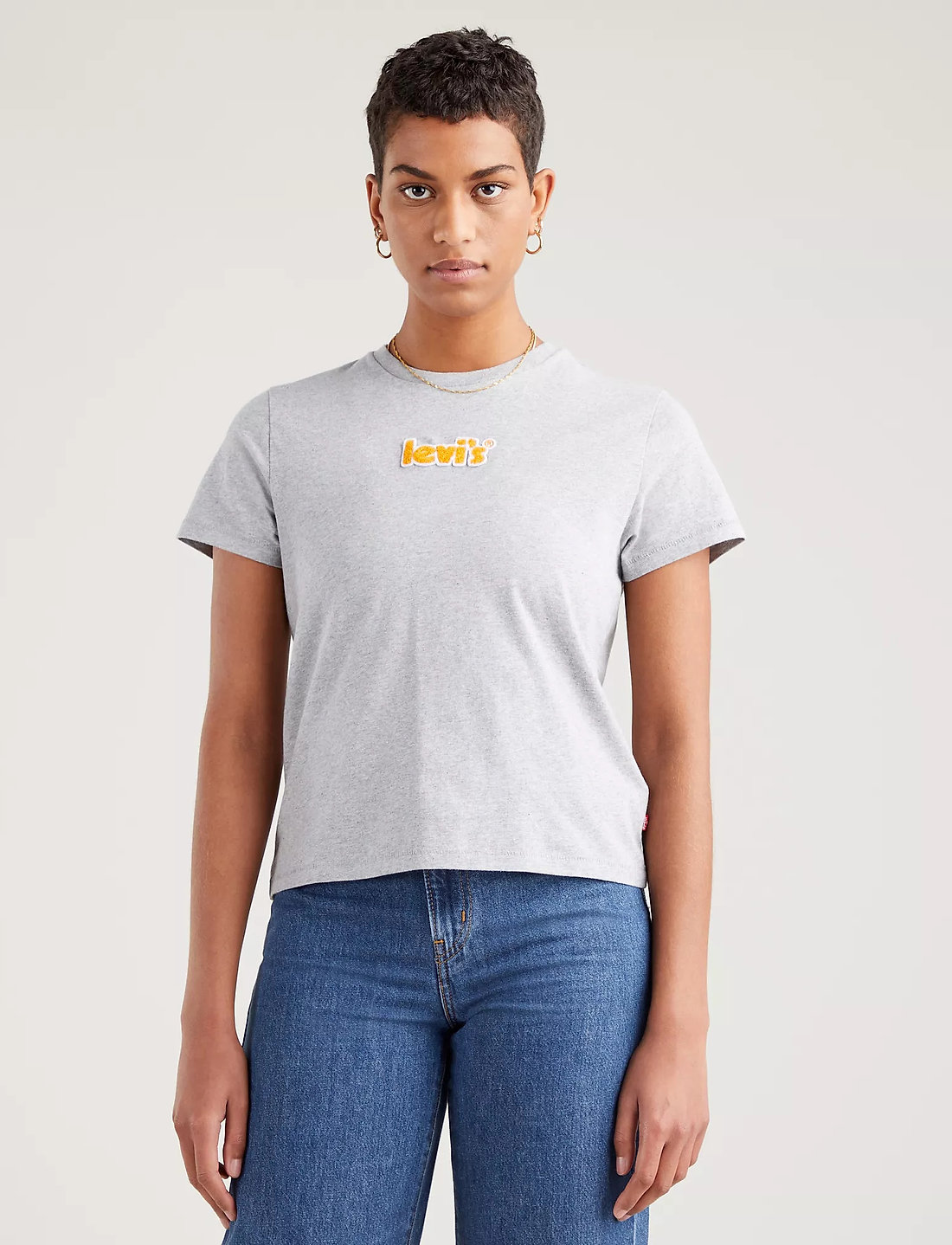 LEVI S Women Graphic Classic Tee Chenille P T shirts Boozt