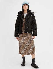 LEVI´S Women - LUNA CORE PUFFER SHORT CAVIAR - winter jackets - blacks - 4