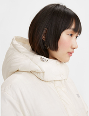 LEVI´S Women - LUNA CORE PUFFER SHORT SUGAR S - winter jackets - multi-color - 5