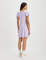 LEVI´S Women - SKYLAR FLUTTER SLV DRESS JANE - vasarinės suknelės - purples - 3