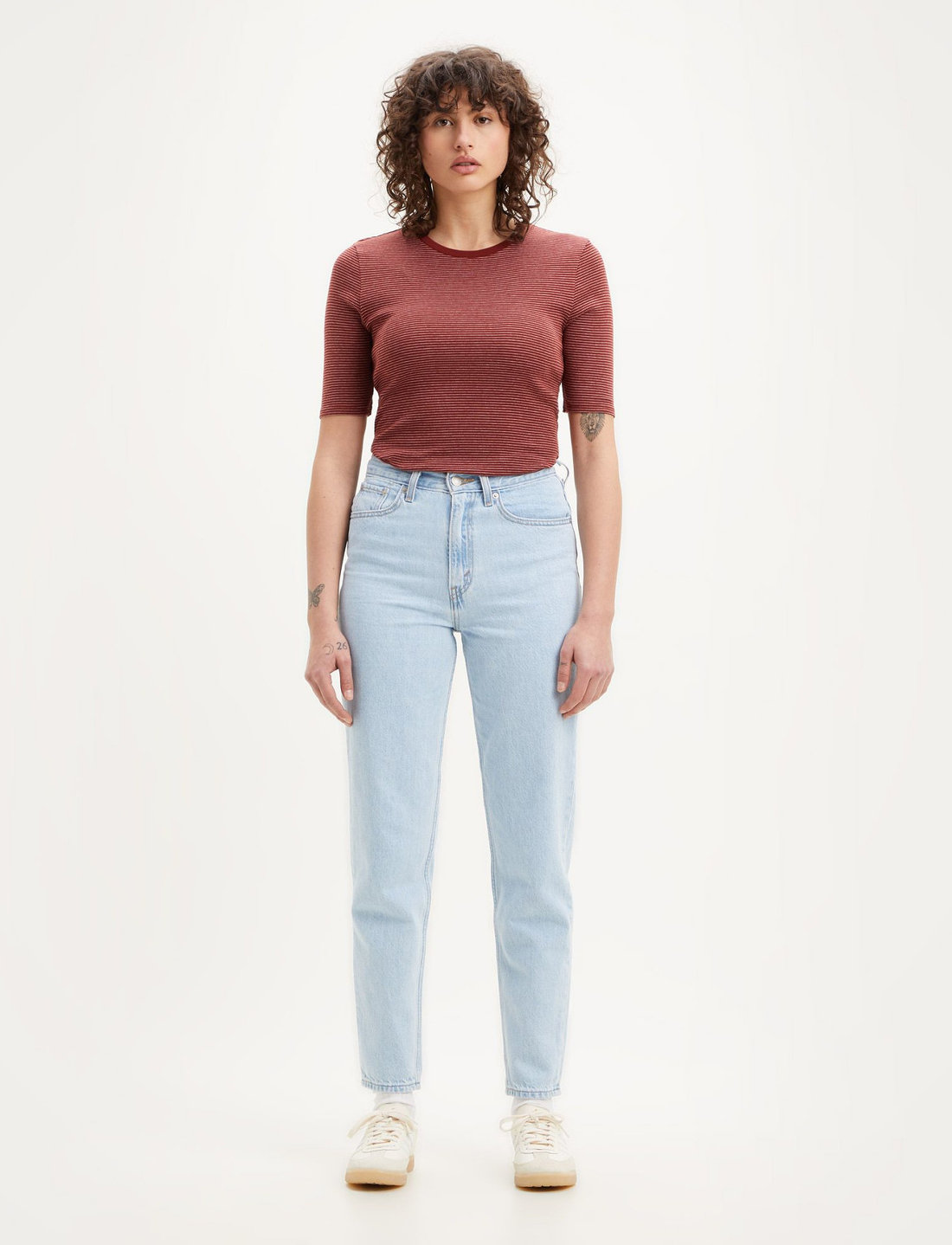 Levi mom jeans light wash hotsell