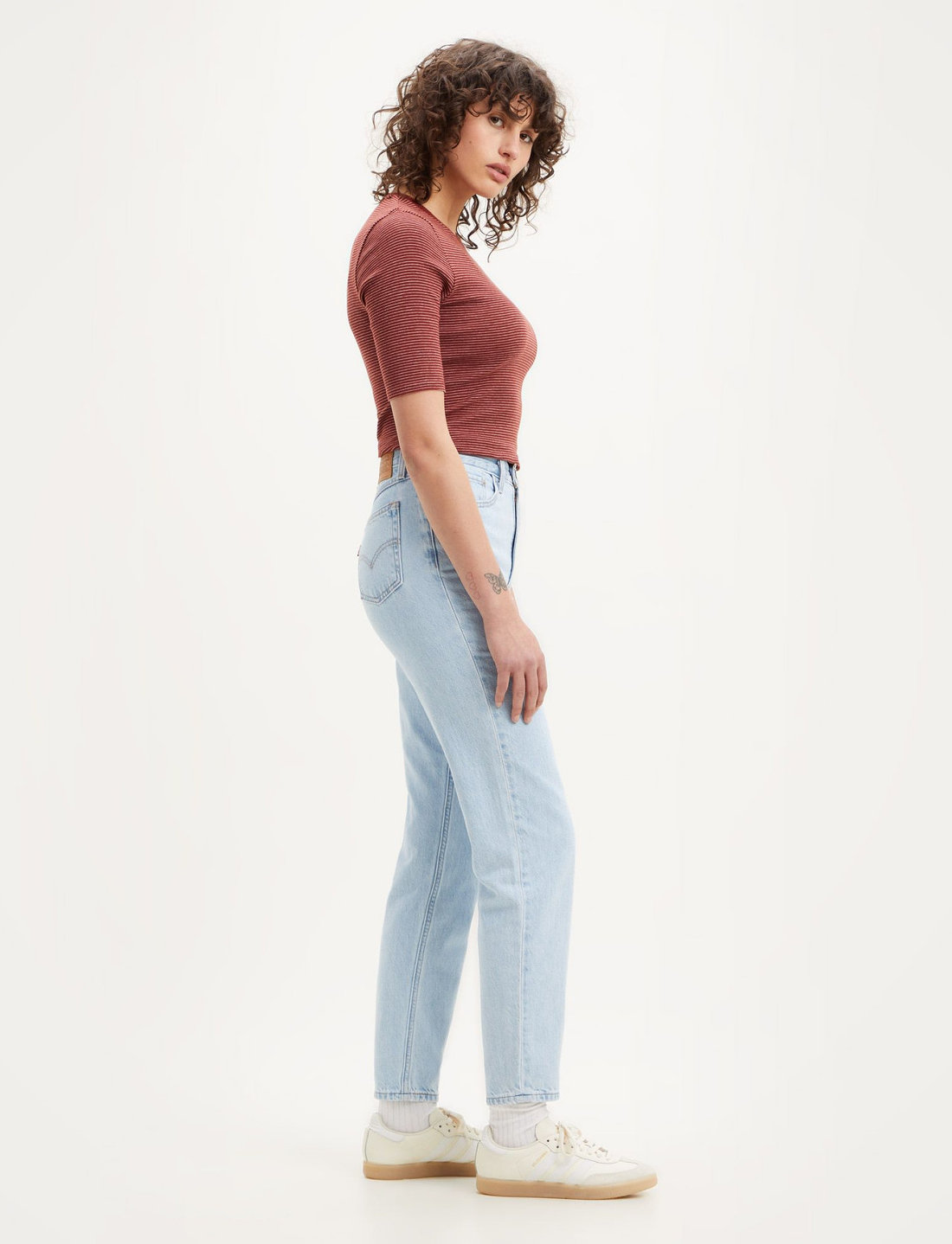 Levi's light deals wash mom jeans