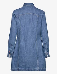 LEVI´S Women - SHAY DENIM DRESS OLD 517 BLUE - cowboykjoler - light indigo - worn in - 1