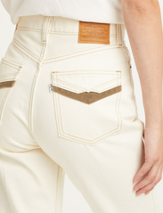 LEVI´S Women - MOVIN ON 70S HIGH FLARE SUNNY - utsvängda jeans - neutrals - 6