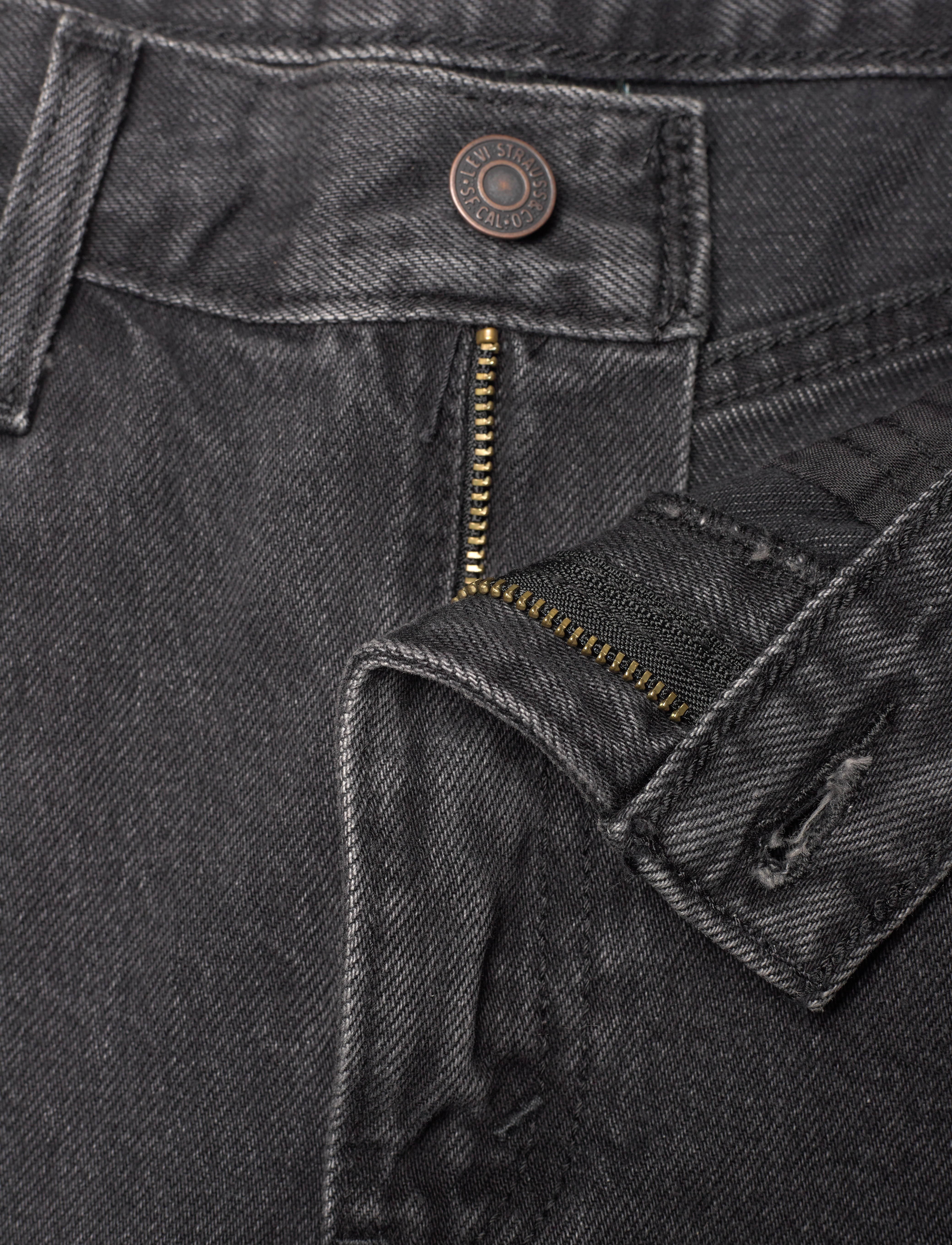 Levi's® - 80S MOM SHORT NOT TO INTERRUPT - denimshorts - blacks - 4