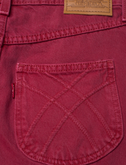LEVI´S Women - 80S MOM SHORT BACK PCKT Z8780 - jeansshorts - reds - 9