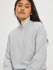 LEVI´S Women - GRAPHIC RUE 1/4 ZIP CREW CREW - sweatshirts & hættetrøjer - greys - 5
