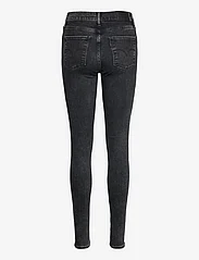 LEVI´S Women - 720 HIRISE SUPER SKINNY Z0735 - džinsa bikses ar šaurām starām - blacks - 1