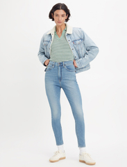 LEVI´S Women - RETRO HIGH SKINNY IN CONFIDENC - skinny jeans - med indigo - worn in - 2