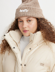 LEVI´S Women - PILLOW BUBBLE SHORTY ALMOND MI - winter jackets - neutrals - 5