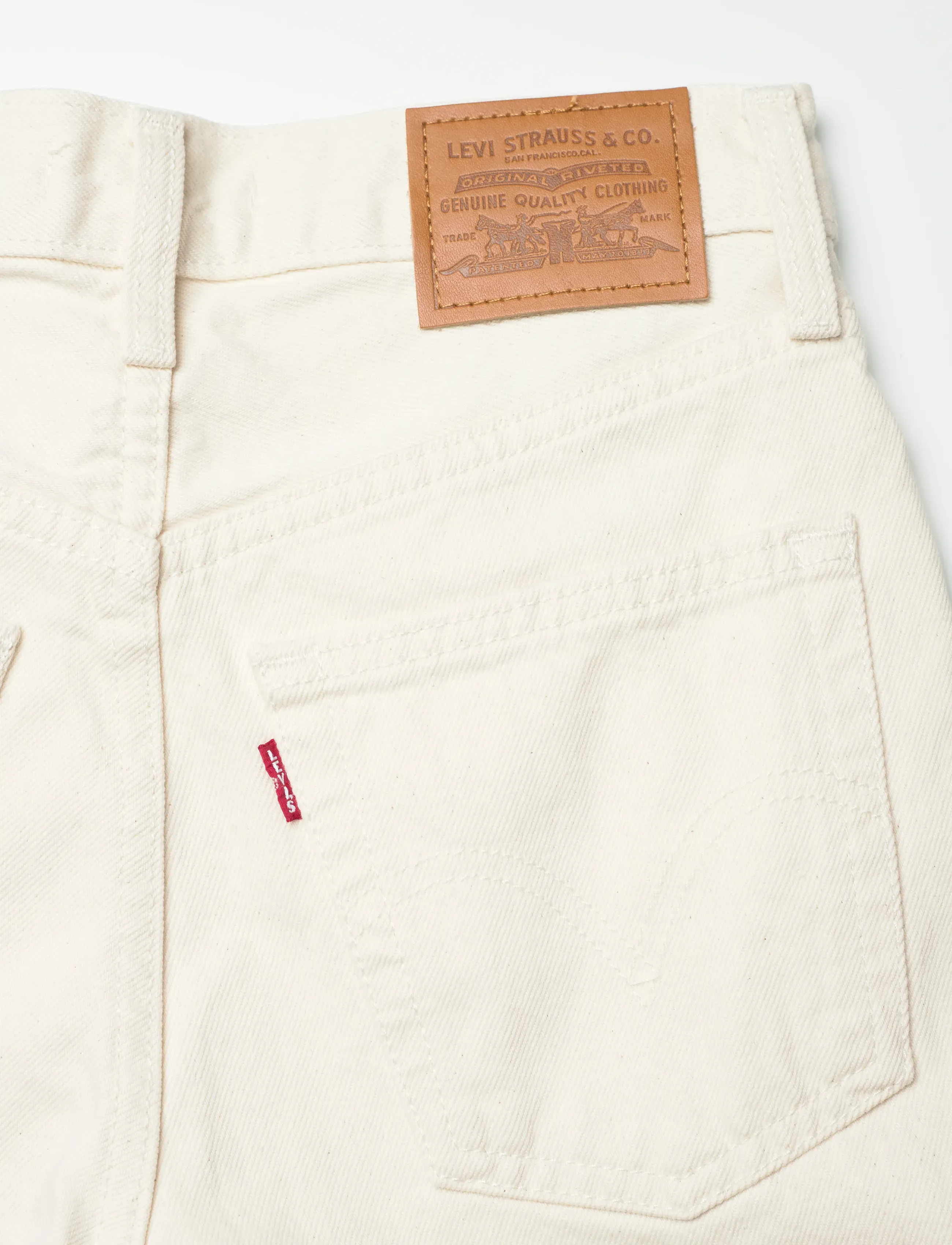 Levi's® - RIBCAGE WIDE LEG H223 BARELY F - wide leg jeans - neutrals - 4