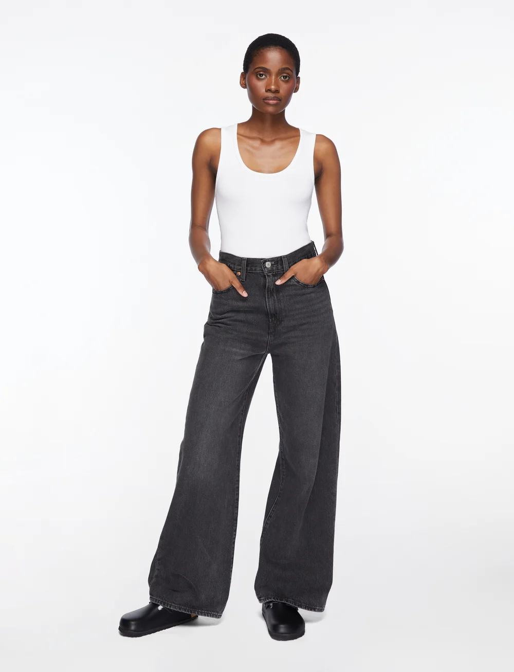 Levi's® - RIBCAGE WIDE LEG H223 SWIPE UP - hosen mit weitem bein - blacks - 3