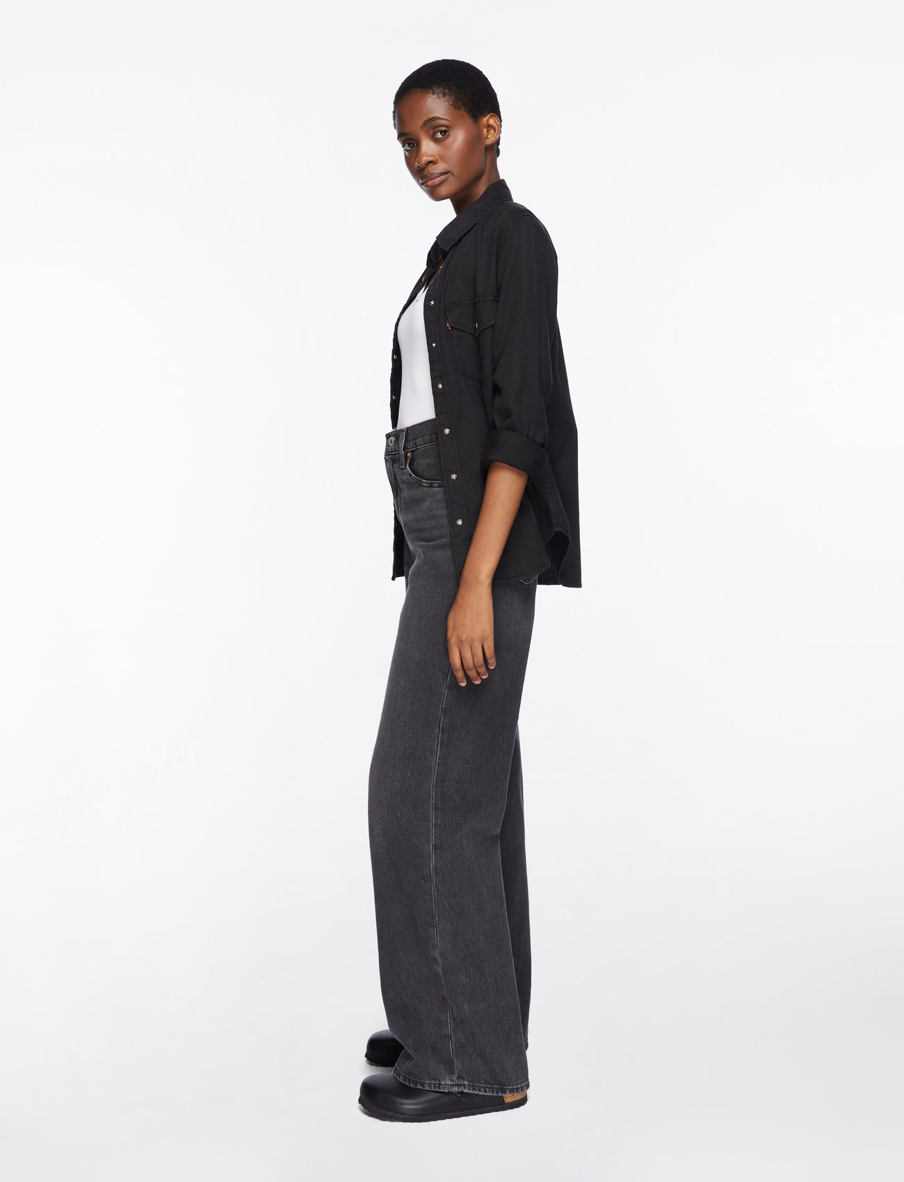 Levi's® - RIBCAGE WIDE LEG H223 SWIPE UP - vida jeans - blacks - 4