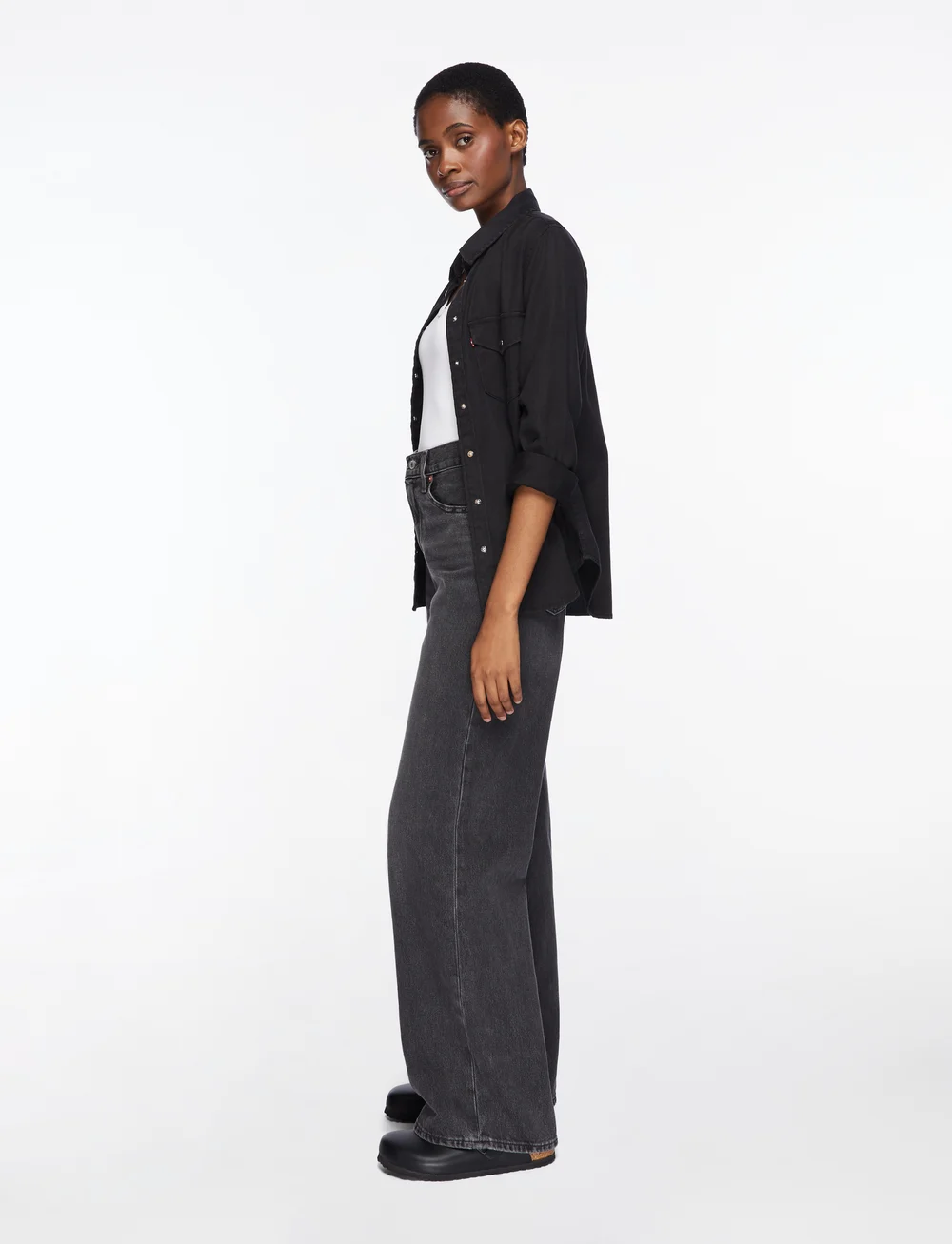 Levi's® - RIBCAGE WIDE LEG H223 SWIPE UP - hosen mit weitem bein - blacks - 4