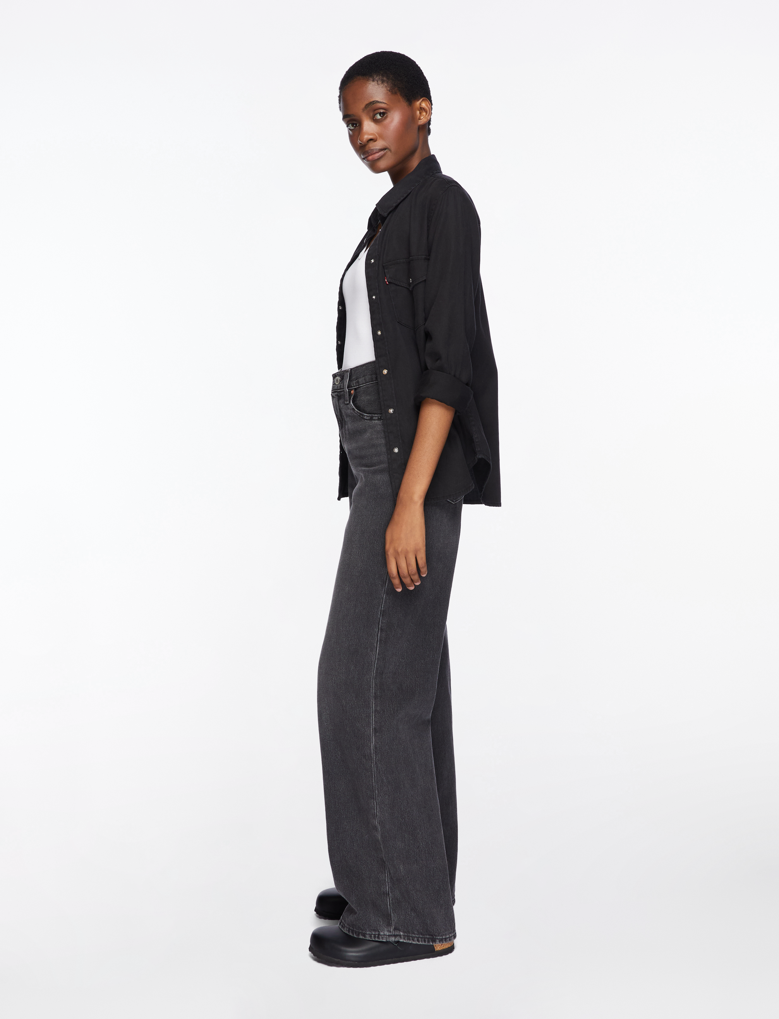 Levi's® - RIBCAGE WIDE LEG H223 SWIPE UP - pantalons larges - blacks - 4