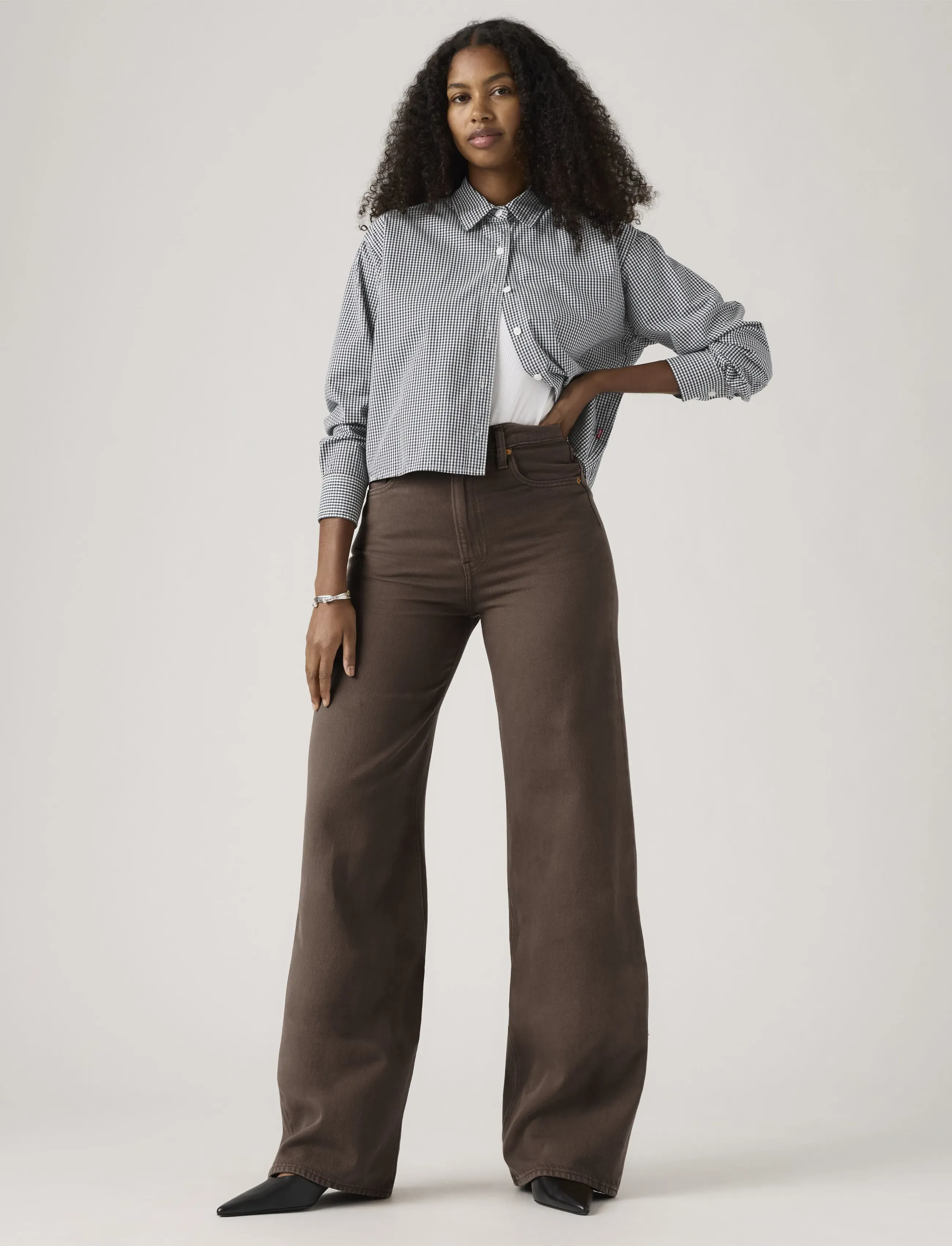 Levi's® RIBCAGE WIDE LEG H223 HOT FUDG - Leinenhosen - BROWNS / brown