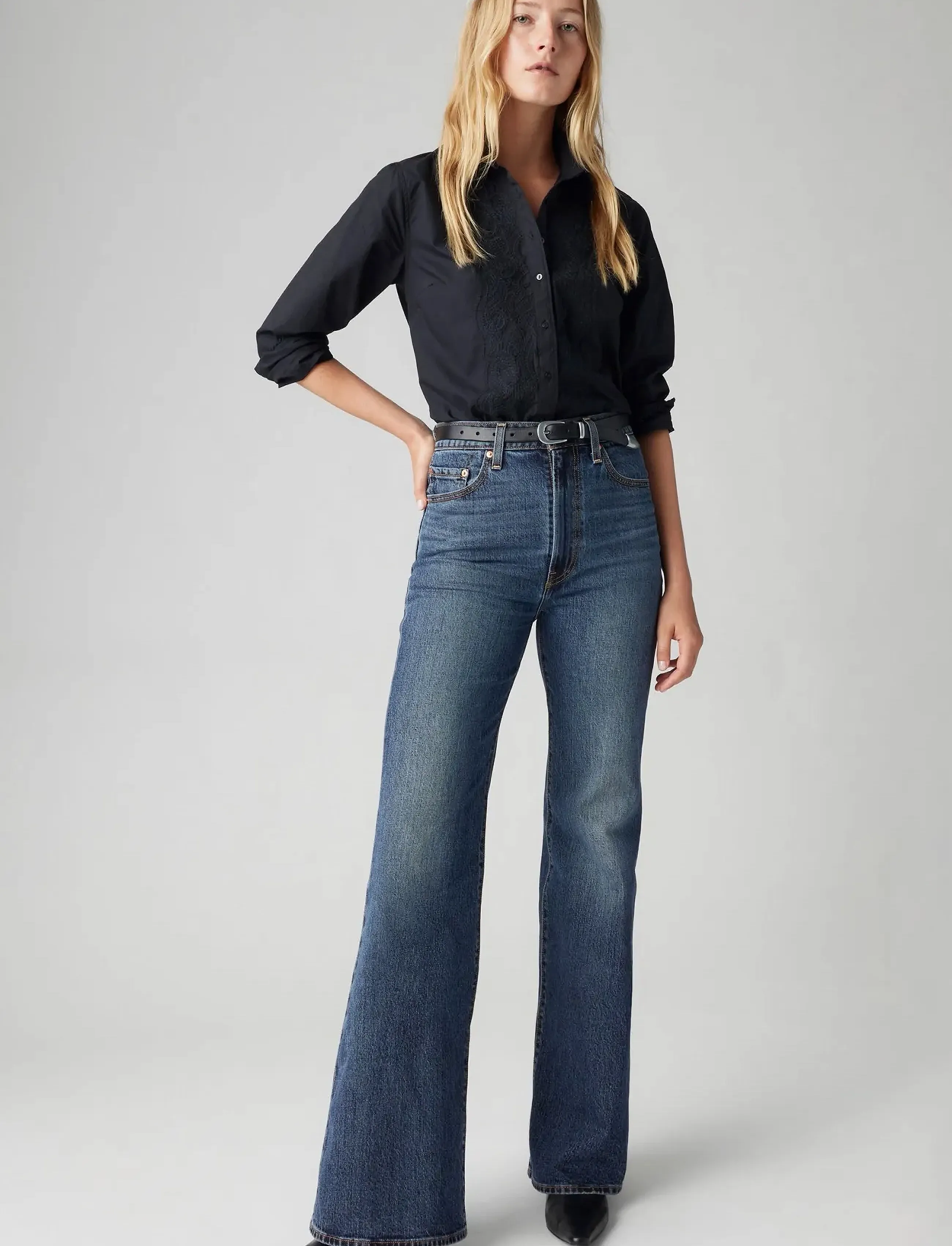 Levi's Ribcage Bells Romantic Story, 31 x 30, Navy, Jeans > Flares, Dame