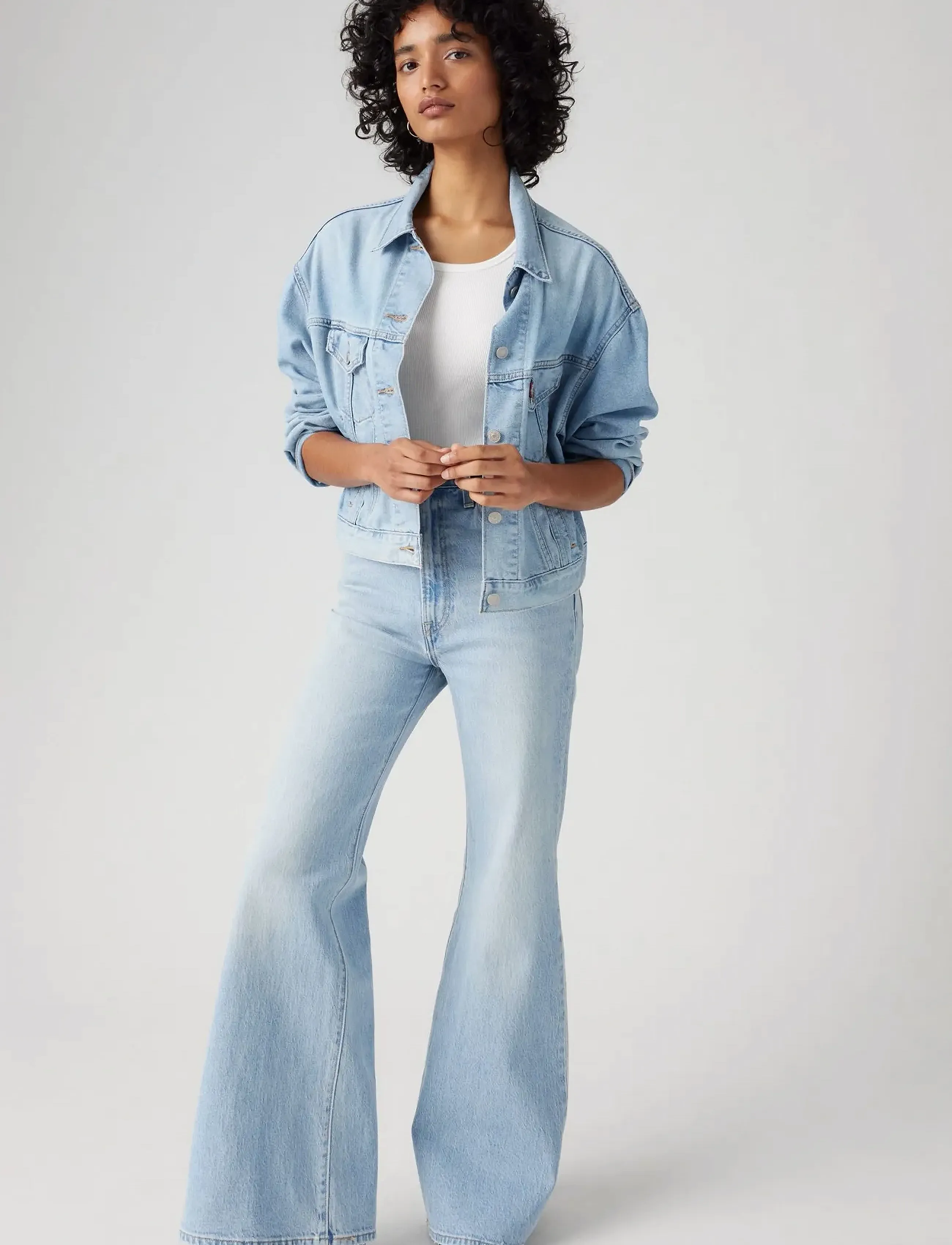 Levi's® RIBCAGE BELLS SITS WELL TOGETH - Flared jeans - LIGHT INDIGO - WORN IN / blue