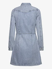LEVI´S Women - OTTO WESTERN DRESS HIP TO BE S - sukienki koszulowe - med indigo - worn in - 2