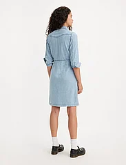 LEVI´S Women - OTTO WESTERN DRESS HIP TO BE S - sukienki koszulowe - med indigo - worn in - 4