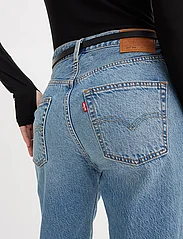 LEVI´S Women - 501 90S LIGHTWEIGHT BOLD UNDER - wide leg jeans - med indigo - worn in - 6