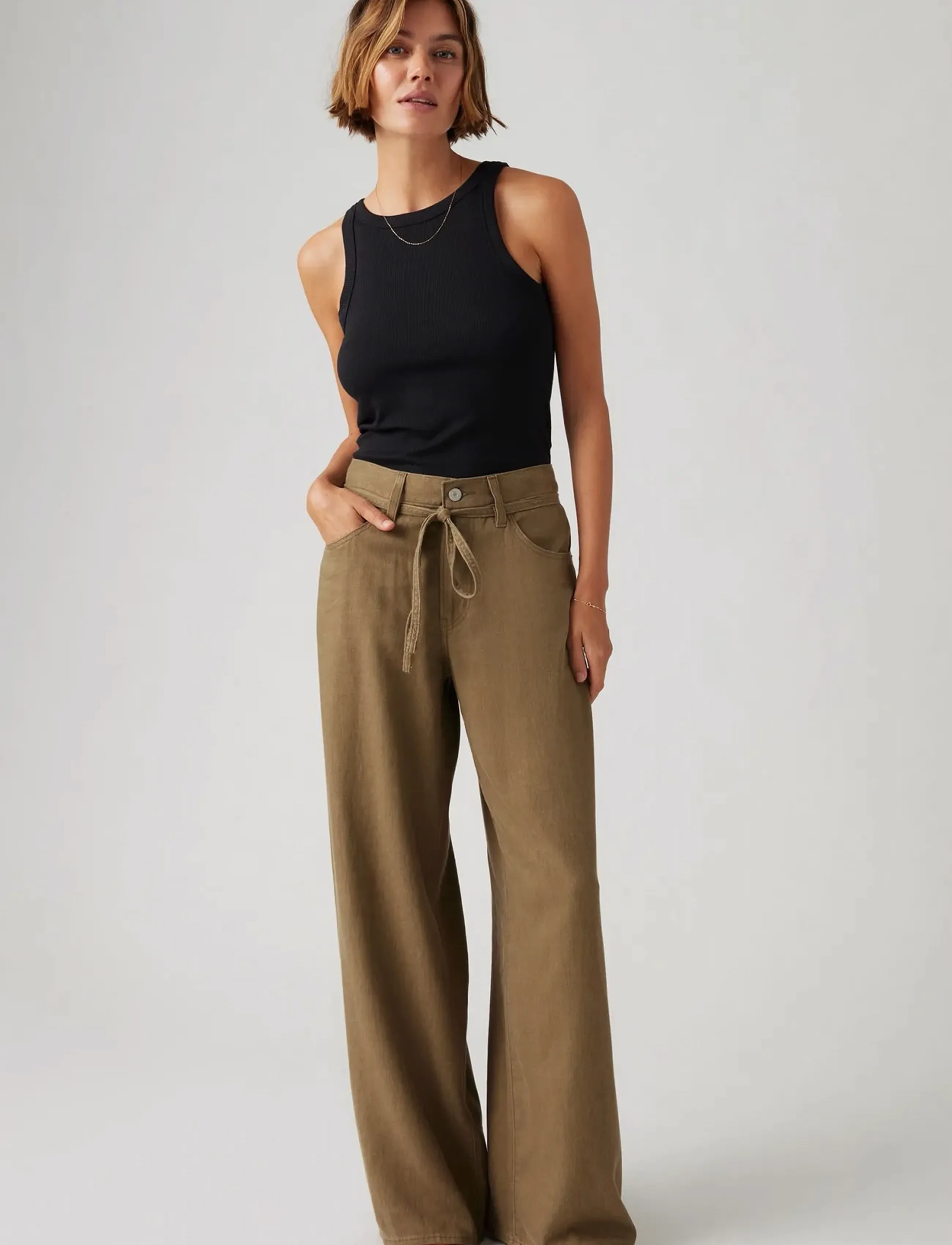 Levi's® XL STRAIGHT CAPERS LINEN - Linased püksid - NEUTRALS / brown