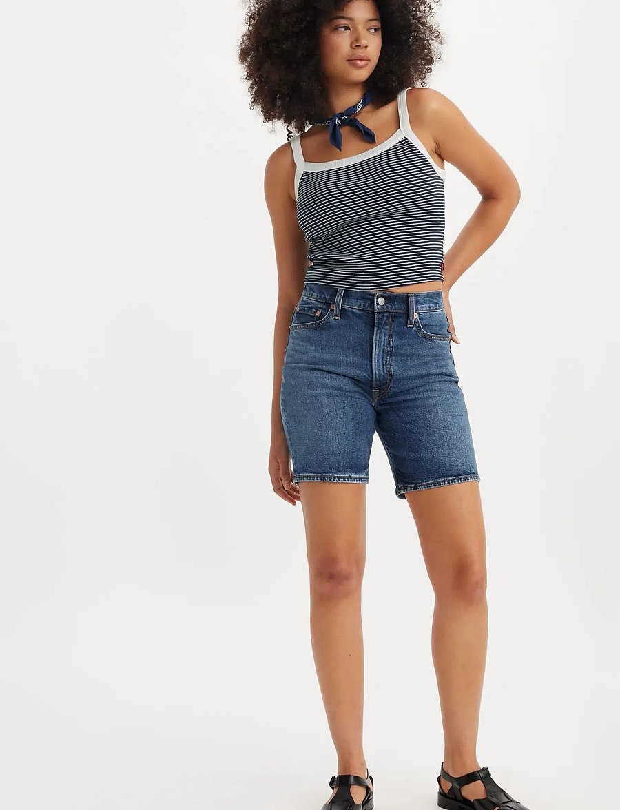 Levi's® - RIBCAGE BERMUDA SHORT BRINGING - lühikesed teksapüksid - med indigo - flat finish - 0