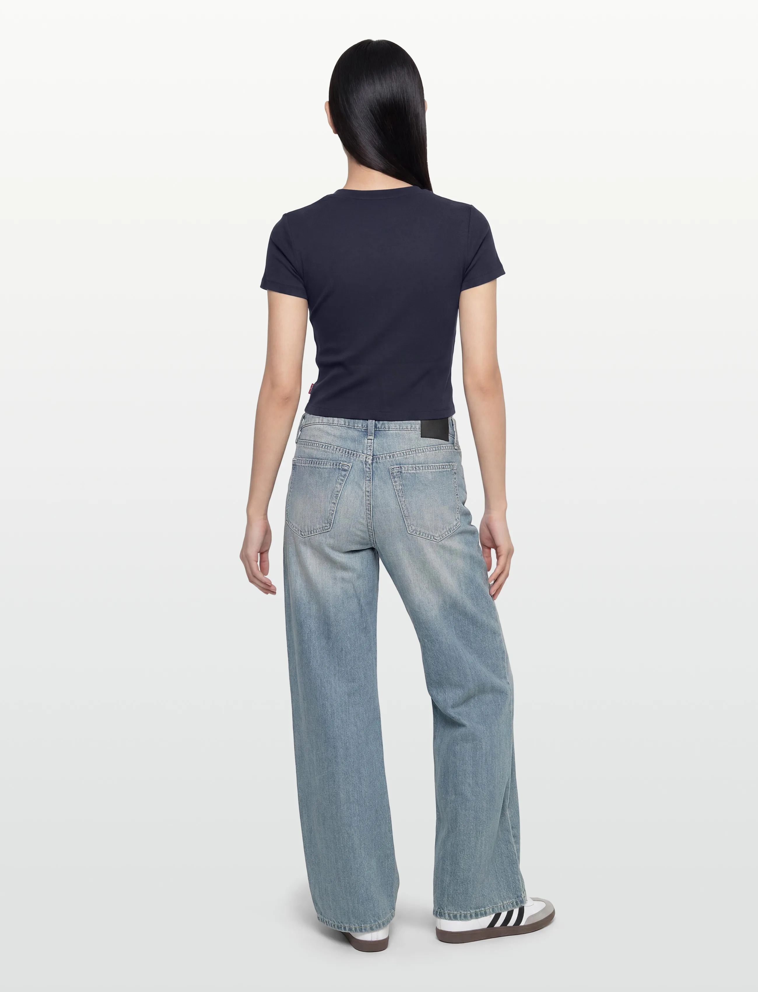Levi's® - GR ESSENTIAL SPORTY TEE ESS SP - crop tops - blues - 4