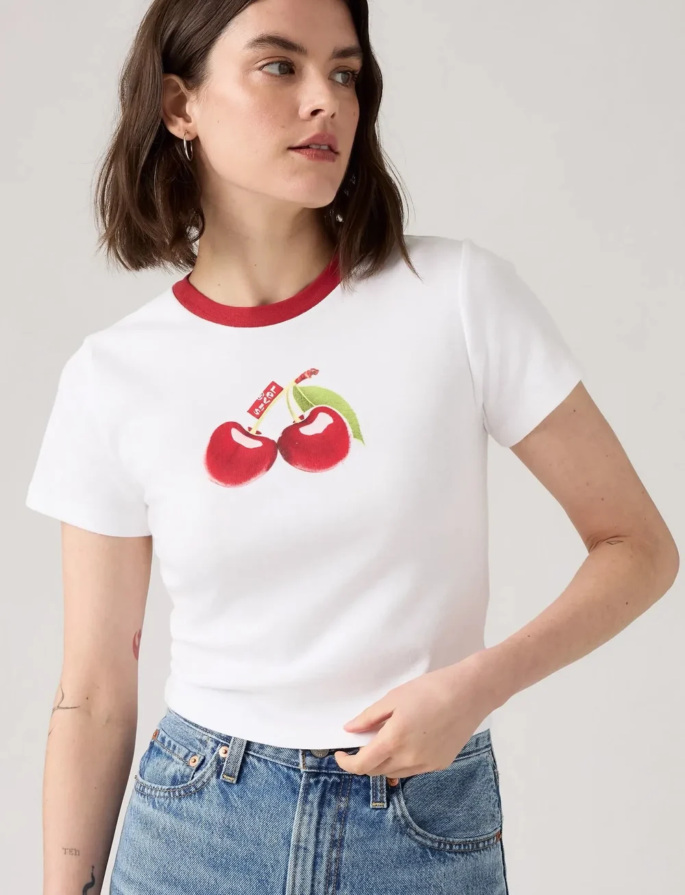 Levi's® - GR ESSENTIAL SPORTY TEE PHOTO - t-shirts - whites - 1